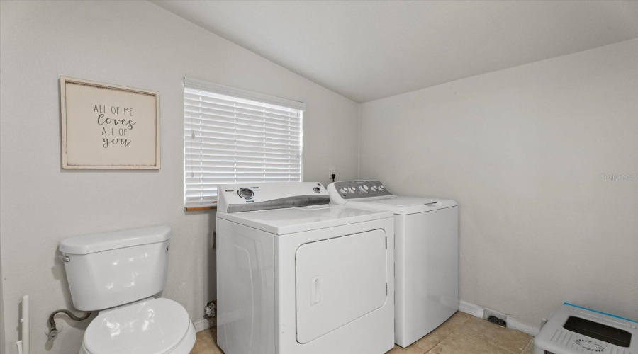 North Port, Florida 34287, 2 Bedroom Bedrooms, ,2 Bathroombathrooms,Residential,For Sale,Jordan,0,Mfrn6145452