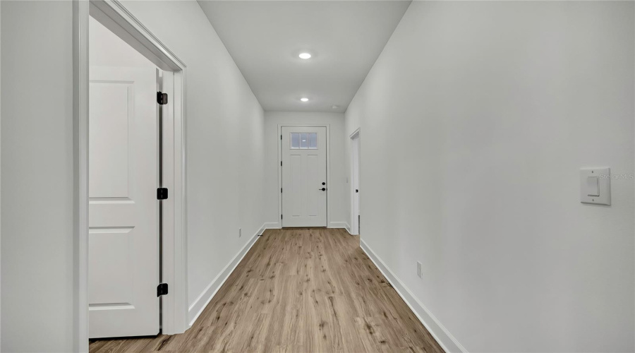 Brooksville, Florida 34613, 4 Bedroom Bedrooms, ,3 Bathroombathrooms,Residential,For Sale,Meadow Swallow,0,Mfro6436946