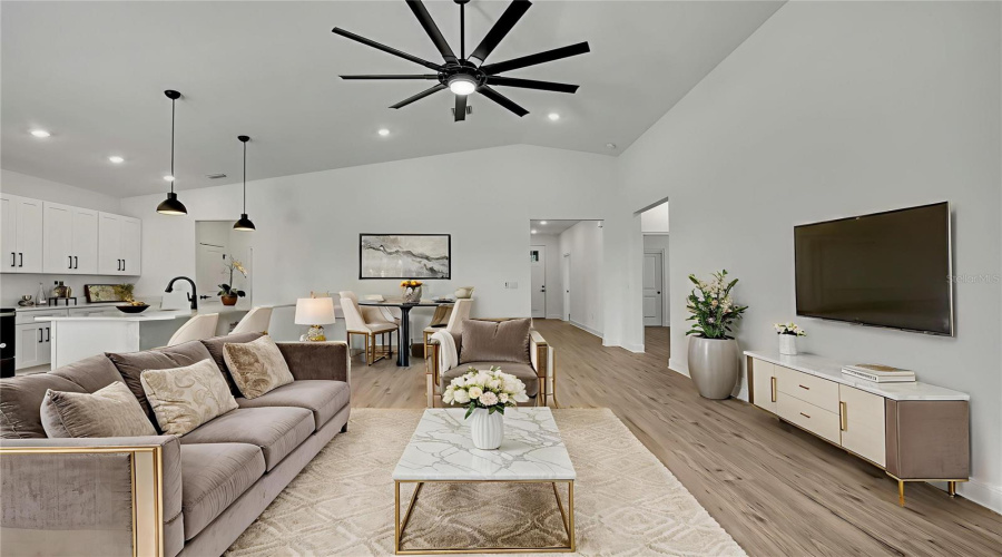 Brooksville, Florida 34613, 4 Bedroom Bedrooms, ,3 Bathroombathrooms,Residential,For Sale,Meadow Swallow,0,Mfro6436946