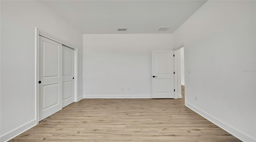 Brooksville, Florida 34613, 4 Bedroom Bedrooms, ,3 Bathroombathrooms,Residential,For Sale,Meadow Swallow,0,Mfro6436946