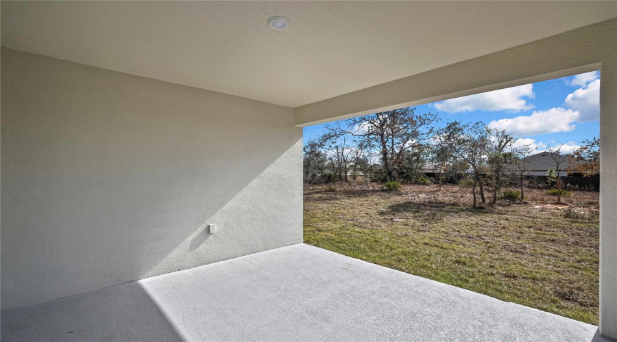 Brooksville, Florida 34613, 4 Bedroom Bedrooms, ,3 Bathroombathrooms,Residential,For Sale,Meadow Swallow,0,Mfro6436946
