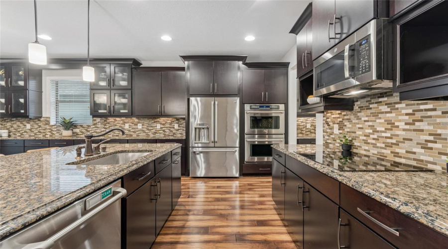 Lutz, Florida 33558, 5 Bedroom Bedrooms, ,4 Bathroombathrooms,Residential,For Sale,Feather Grass Loop,0,Mfrtb8534872