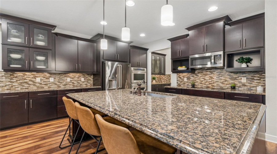Lutz, Florida 33558, 5 Bedroom Bedrooms, ,4 Bathroombathrooms,Residential,For Sale,Feather Grass Loop,0,Mfrtb8534872
