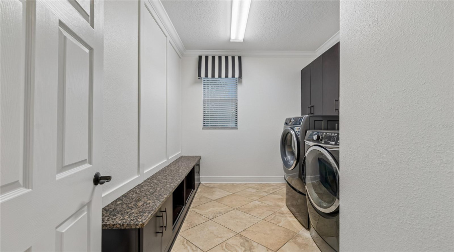 Lutz, Florida 33558, 5 Bedroom Bedrooms, ,4 Bathroombathrooms,Residential,For Sale,Feather Grass Loop,0,Mfrtb8534872
