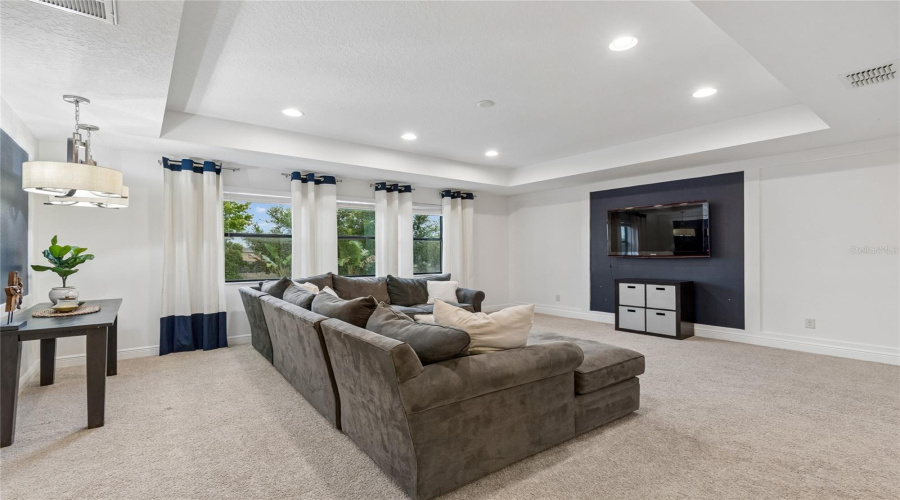 Lutz, Florida 33558, 5 Bedroom Bedrooms, ,4 Bathroombathrooms,Residential,For Sale,Feather Grass Loop,0,Mfrtb8534872