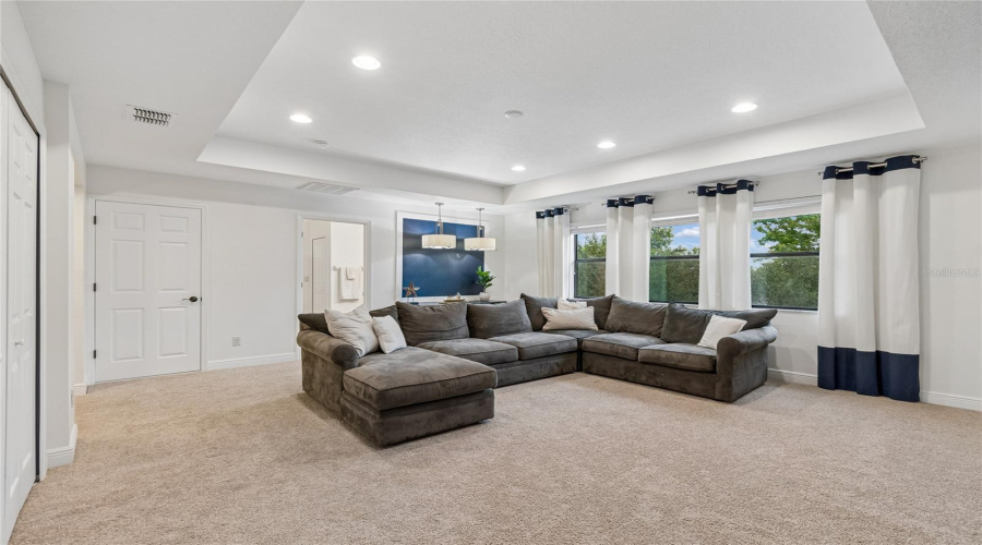 Lutz, Florida 33558, 5 Bedroom Bedrooms, ,4 Bathroombathrooms,Residential,For Sale,Feather Grass Loop,0,Mfrtb8534872