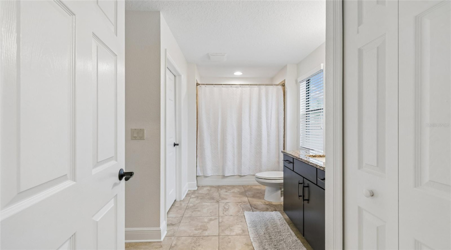 Lutz, Florida 33558, 5 Bedroom Bedrooms, ,4 Bathroombathrooms,Residential,For Sale,Feather Grass Loop,0,Mfrtb8534872
