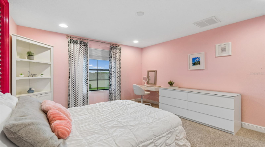 Lutz, Florida 33558, 5 Bedroom Bedrooms, ,4 Bathroombathrooms,Residential,For Sale,Feather Grass Loop,0,Mfrtb8534872
