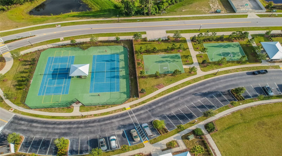Lutz, Florida 33558, 5 Bedroom Bedrooms, ,4 Bathroombathrooms,Residential,For Sale,Feather Grass Loop,0,Mfrtb8534872