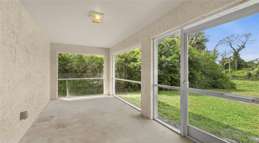 North Port, Florida 34286, 3 Bedroom Bedrooms, ,2 Bathroombathrooms,Residential,For Sale,Urmey,0,Mfra4697515
