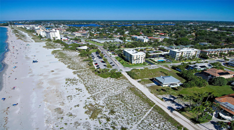 Venice, Florida 34292, 4 Bedroom Bedrooms, ,3 Bathroombathrooms,Residential,For Sale,Wild Pine,0,Mfrn6144613