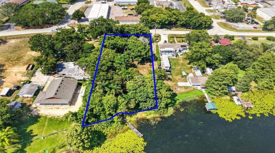 Tavares, Florida 32778, 3 Bedroom Bedrooms, ,3 Bathroombathrooms,Residential,For Sale,Dora,0,Mfrg5116573