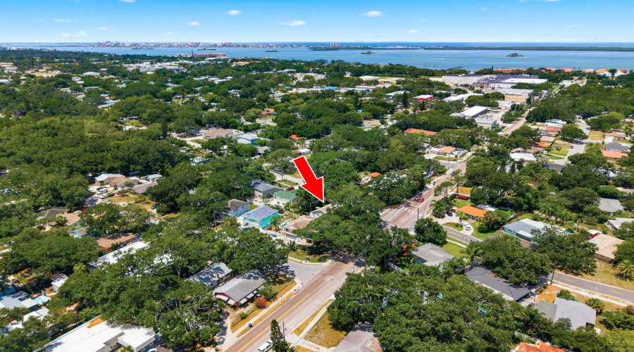 .5 Miles From Downtown Dunedin, .5 Miles From Pinellas Trail.