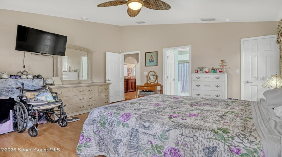 Titusville, Florida 32796, 3 Bedroom Bedrooms, ,2 Bathroombathrooms,Residential,For Sale,Tangle,0,Mfro6437006