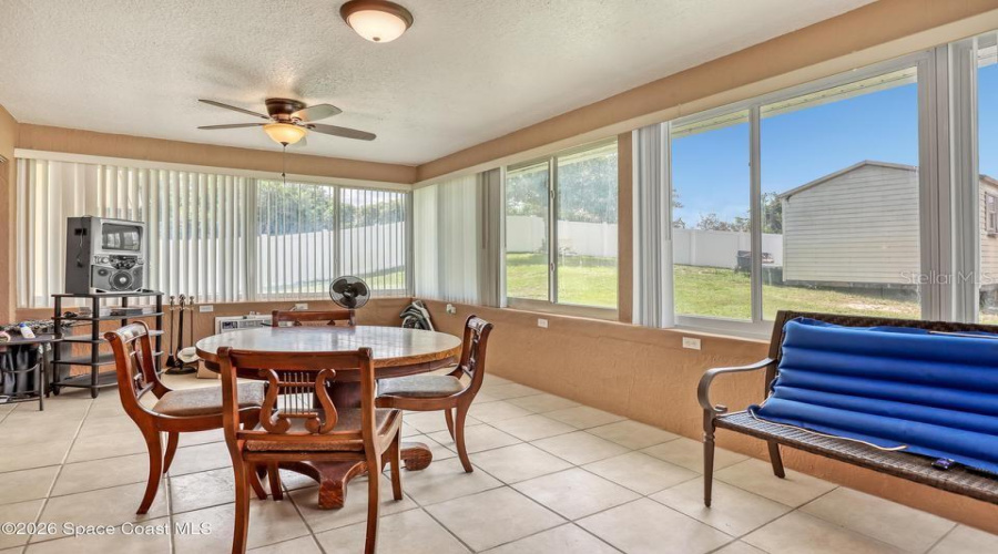 Titusville, Florida 32796, 3 Bedroom Bedrooms, ,2 Bathroombathrooms,Residential,For Sale,Tangle,0,Mfro6437006