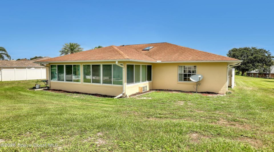 Titusville, Florida 32796, 3 Bedroom Bedrooms, ,2 Bathroombathrooms,Residential,For Sale,Tangle,0,Mfro6437006