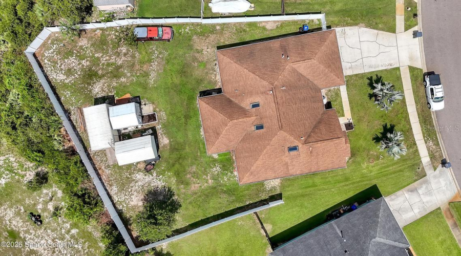 Titusville, Florida 32796, 3 Bedroom Bedrooms, ,2 Bathroombathrooms,Residential,For Sale,Tangle,0,Mfro6437006