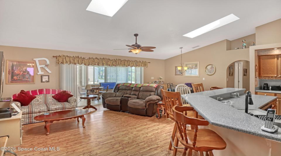Titusville, Florida 32796, 3 Bedroom Bedrooms, ,2 Bathroombathrooms,Residential,For Sale,Tangle,0,Mfro6437006