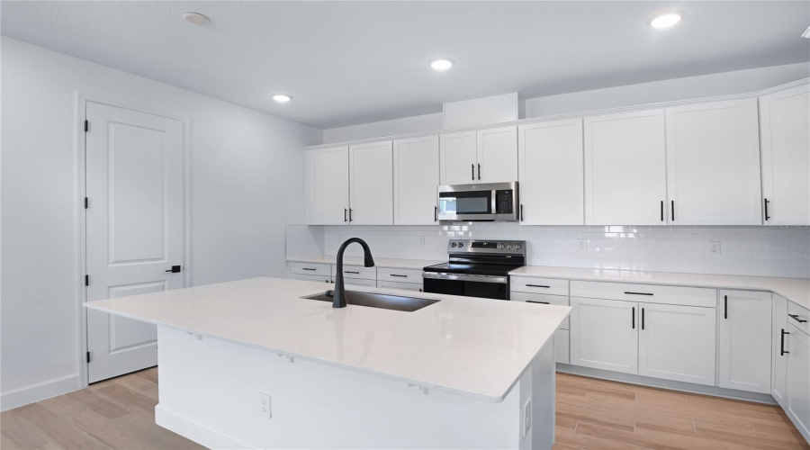 Tavares, Florida 32778, 4 Bedroom Bedrooms, ,3 Bathroombathrooms,Residential,For Sale,Sawtooth,0,Mfrs5113529