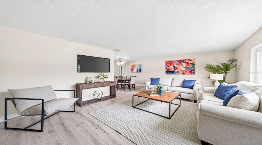 Winter Park, Florida 32792, 4 Bedroom Bedrooms, ,2 Bathroombathrooms,Residential,For Sale,Lodge Pole,0,Mfro6417303