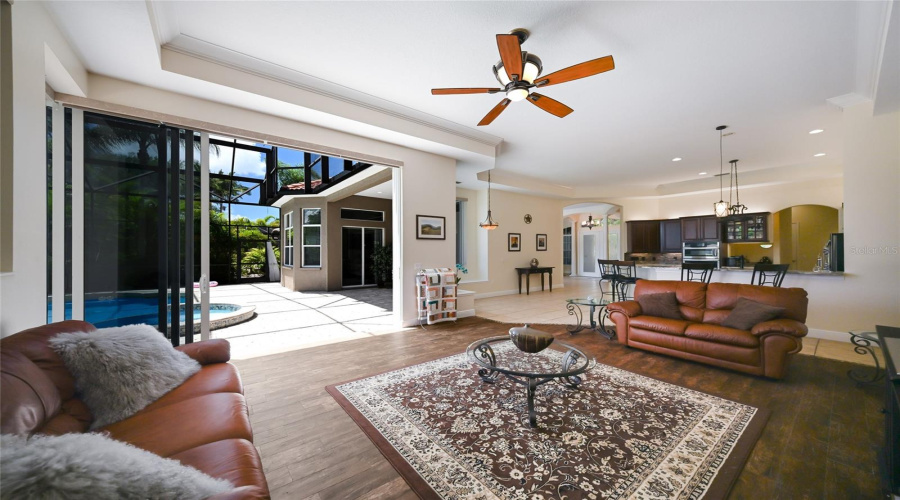 Lakewood Ranch, Florida 34202, 5 Bedroom Bedrooms, ,4 Bathroombathrooms,Residential,For Sale,Bowfin,0,Mfra4693544