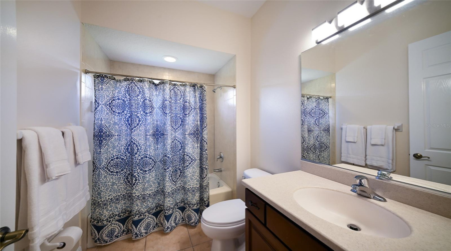 Lakewood Ranch, Florida 34202, 5 Bedroom Bedrooms, ,4 Bathroombathrooms,Residential,For Sale,Bowfin,0,Mfra4693544