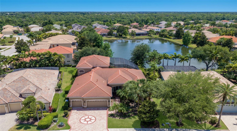 Lakewood Ranch, Florida 34202, 5 Bedroom Bedrooms, ,4 Bathroombathrooms,Residential,For Sale,Bowfin,0,Mfra4693544