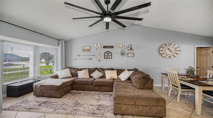 Venice, Florida 34293, 2 Bedroom Bedrooms, ,2 Bathroombathrooms,Residential,For Sale,Nantucket,0,Mfrn6145011