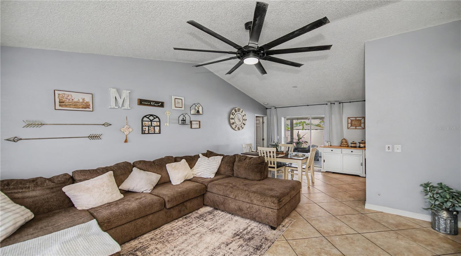 Venice, Florida 34293, 2 Bedroom Bedrooms, ,2 Bathroombathrooms,Residential,For Sale,Nantucket,0,Mfrn6145011