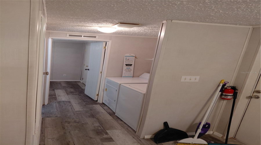 Punta Gorda, Florida 33982, 2 Bedroom Bedrooms, ,1 Bathroombathrooms,Residential,For Sale,Hilnick,0,Mfrtb8542537