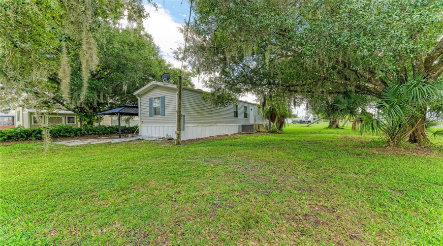 Punta Gorda, Florida 33982, 2 Bedroom Bedrooms, ,1 Bathroombathrooms,Residential,For Sale,Hilnick,0,Mfrtb8542537