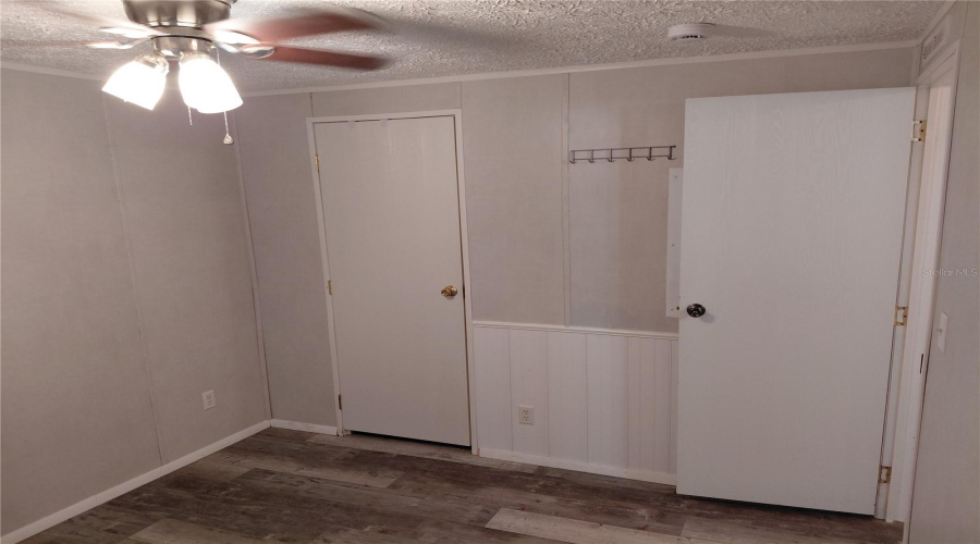 Punta Gorda, Florida 33982, 2 Bedroom Bedrooms, ,1 Bathroombathrooms,Residential,For Sale,Hilnick,0,Mfrtb8542537