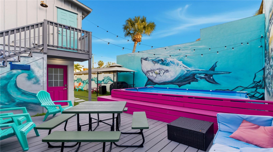 Sarasota, Florida 34242, 6 Bedroom Bedrooms, ,4 Bathroombathrooms,Residential,For Sale,Calle Menorca,0,Mfrtb8541886