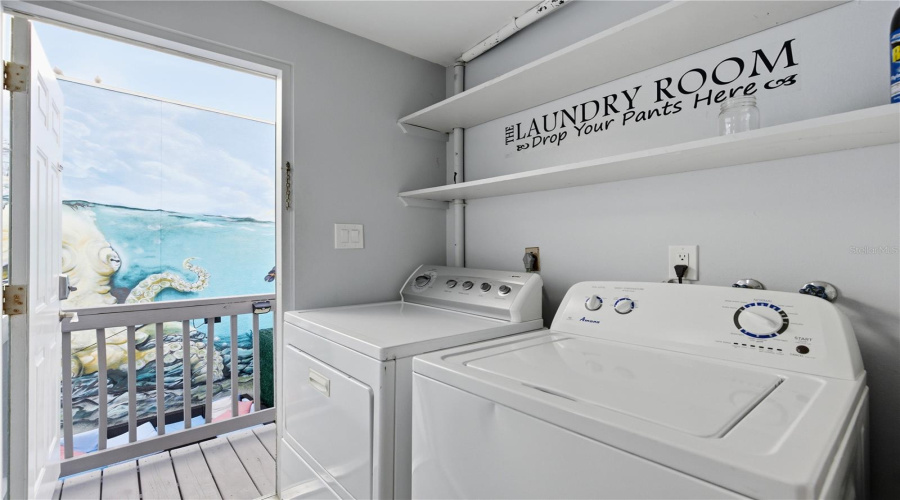Sarasota, Florida 34242, 6 Bedroom Bedrooms, ,4 Bathroombathrooms,Residential,For Sale,Calle Menorca,0,Mfrtb8541886