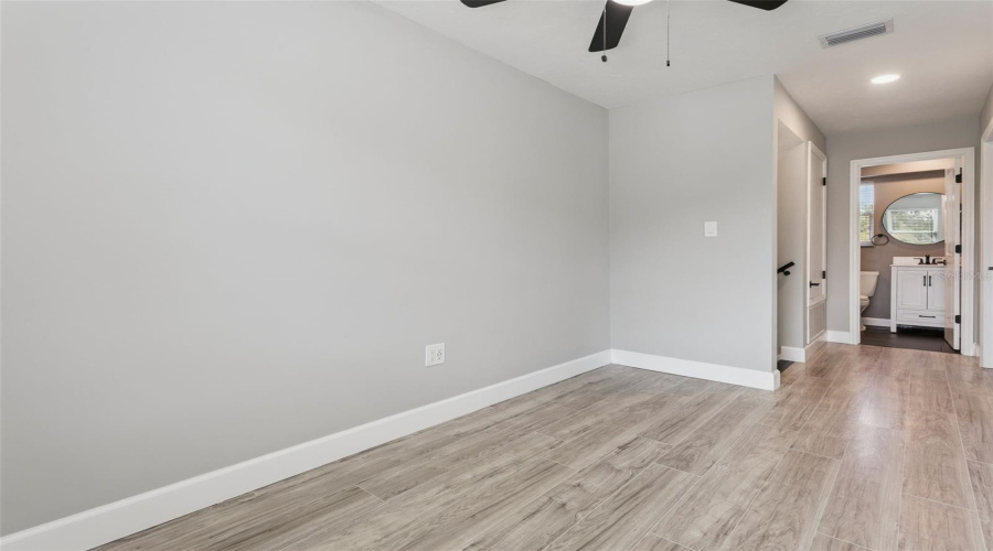Leesburg, Florida 34788, 3 Bedroom Bedrooms, ,2 Bathroombathrooms,Residential,For Sale,Fairway,0,Mfrg5114734