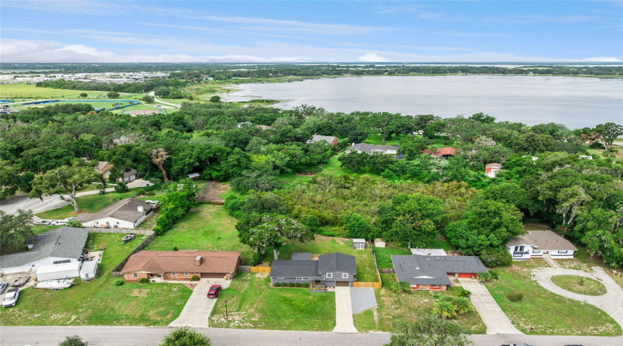 Leesburg, Florida 34788, 3 Bedroom Bedrooms, ,2 Bathroombathrooms,Residential,For Sale,Fairway,0,Mfrg5114734