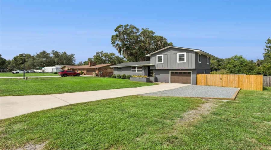 Leesburg, Florida 34788, 3 Bedroom Bedrooms, ,2 Bathroombathrooms,Residential,For Sale,Fairway,0,Mfrg5114734