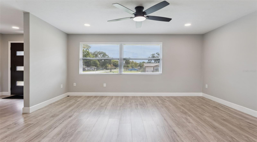 Leesburg, Florida 34788, 3 Bedroom Bedrooms, ,2 Bathroombathrooms,Residential,For Sale,Fairway,0,Mfrg5114734