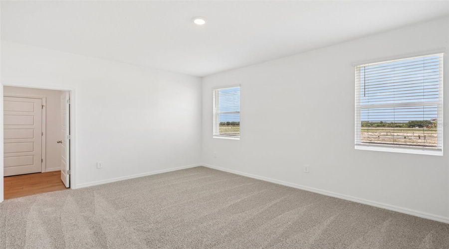 Winter Haven, Florida 33884, 5 Bedroom Bedrooms, ,3 Bathroombathrooms,Residential,For Sale,Hummingbird,0,Mfro6423839
