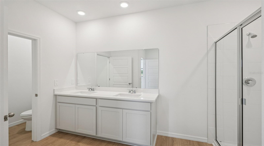 Winter Haven, Florida 33884, 5 Bedroom Bedrooms, ,3 Bathroombathrooms,Residential,For Sale,Hummingbird,0,Mfro6423839