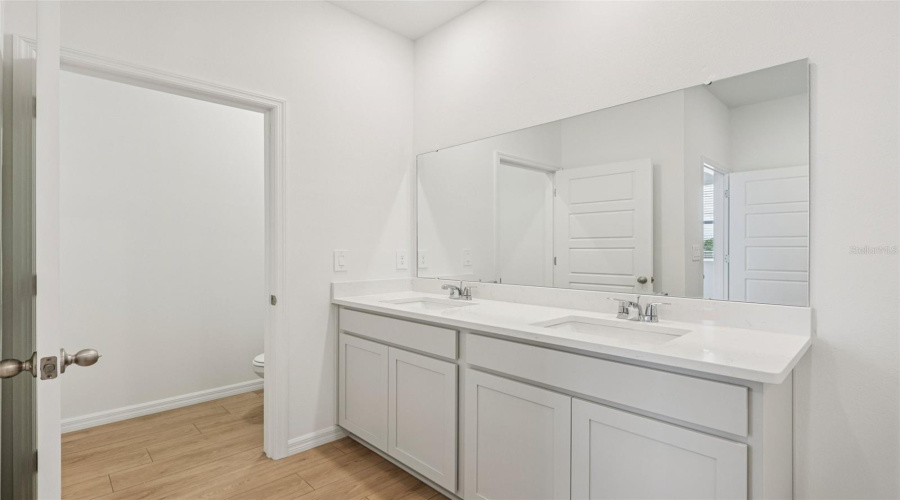 Winter Haven, Florida 33884, 5 Bedroom Bedrooms, ,3 Bathroombathrooms,Residential,For Sale,Hummingbird,0,Mfro6423839