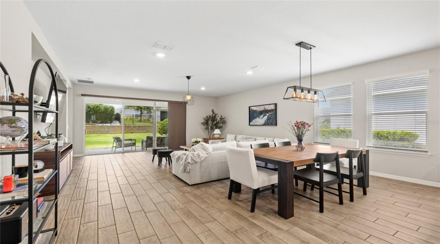 Clermont, Florida 34715, 4 Bedroom Bedrooms, ,3 Bathroombathrooms,Residential,For Sale,Ridge Pointe,0,Mfro6421239