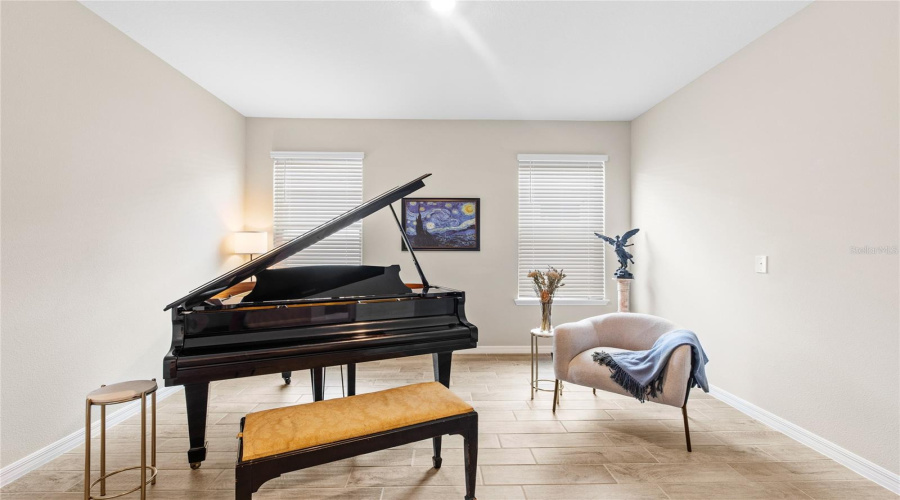 Office/Flex Room