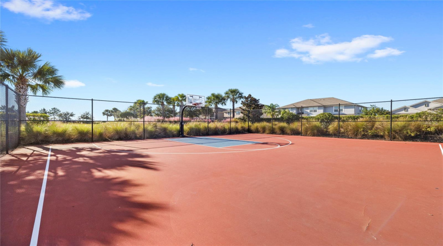 Clermont, Florida 34715, 4 Bedroom Bedrooms, ,3 Bathroombathrooms,Residential,For Sale,Ridge Pointe,0,Mfro6421239