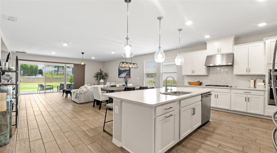 Clermont, Florida 34715, 4 Bedroom Bedrooms, ,3 Bathroombathrooms,Residential,For Sale,Ridge Pointe,0,Mfro6421239