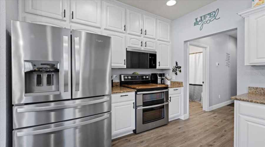 Trenton, Florida 32693, 5 Bedroom Bedrooms, ,5 Bathroombathrooms,Residential,For Sale,48Th,0,Mfrgc538338