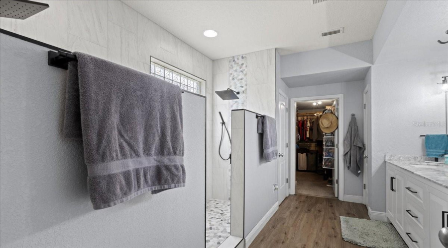 Trenton, Florida 32693, 5 Bedroom Bedrooms, ,5 Bathroombathrooms,Residential,For Sale,48Th,0,Mfrgc538338