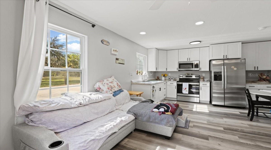 Trenton, Florida 32693, 5 Bedroom Bedrooms, ,5 Bathroombathrooms,Residential,For Sale,48Th,0,Mfrgc538338