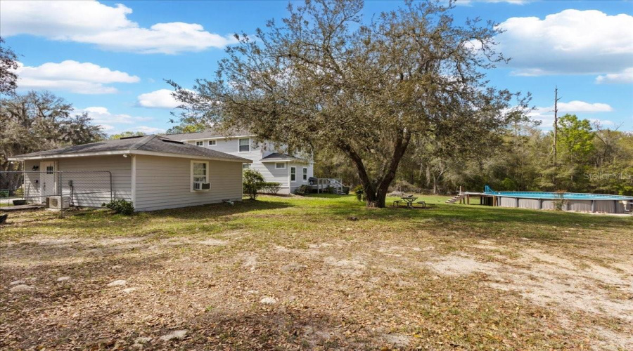 Trenton, Florida 32693, 5 Bedroom Bedrooms, ,5 Bathroombathrooms,Residential,For Sale,48Th,0,Mfrgc538338