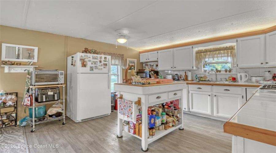Mims, Florida 32754, 3 Bedroom Bedrooms, ,2 Bathroombathrooms,Residential,For Sale,Tuscany,0,Mfro6400644
